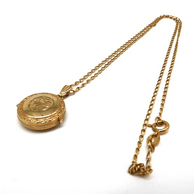 9ct Yellow Gold Twisted Curb Link Chain with Locket Pendant, 3.3g