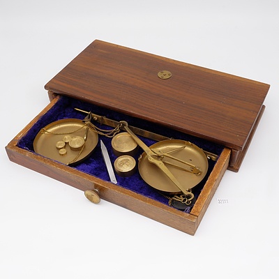 Set of Traveling Gold Scales