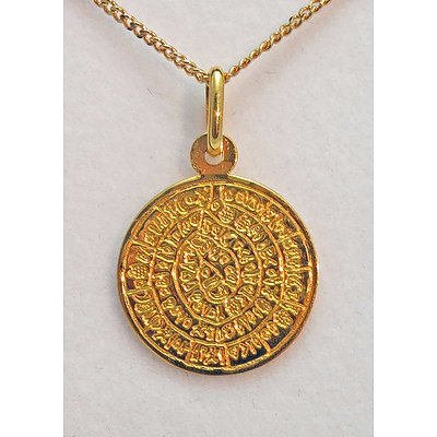 14Ct Gold Engraved Disc Pendant