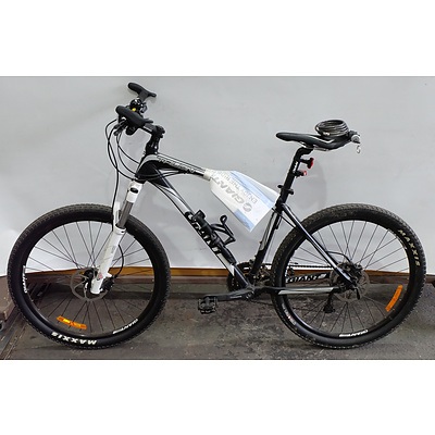 Giant Talon 27 Speed Mountain Bike With Helmet and Accessories