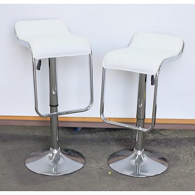 Pair of White and Chrome Adjustible Bar Stools