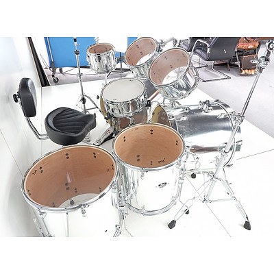 Pearl Expert Series Eight Piece Drum Kit with Heavy Duty Hardware and Stool