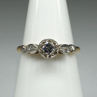 Vintage 18ct Yellow and White Gold Diamond Ring, 2.2g