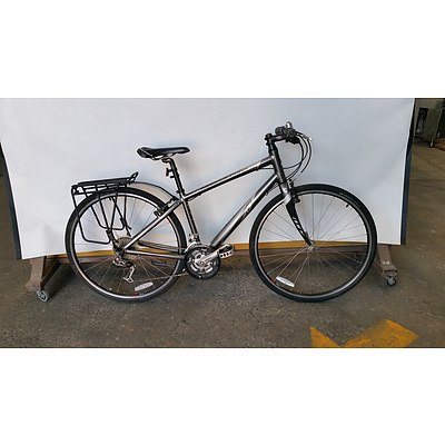 Quick Cannondale 24 Speed Road Bike