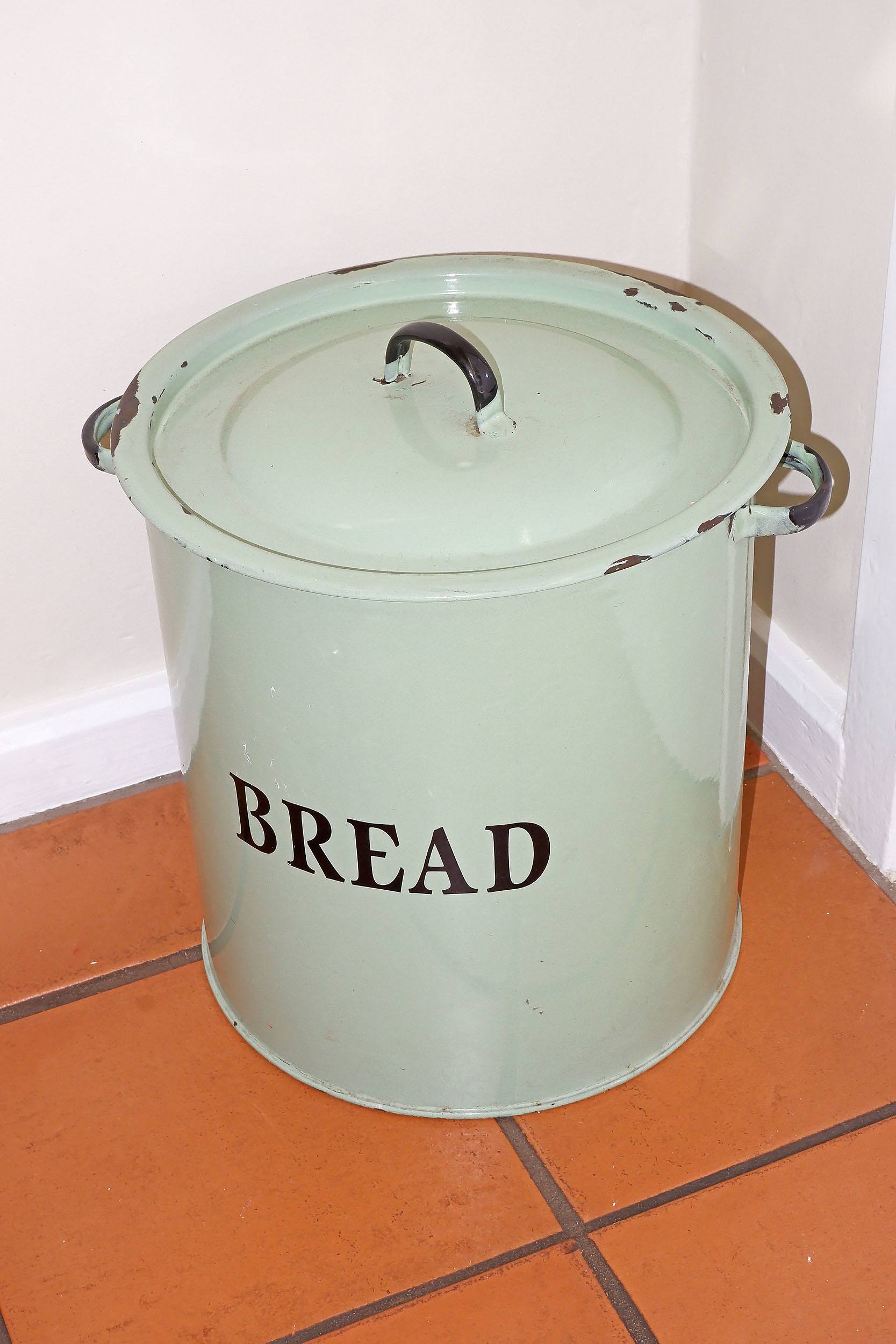 Vintage Enamel Tin Bread Box Lot 1140514 ALLBIDS