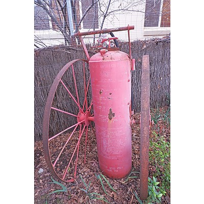 Large Early Fire Extinguisher