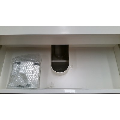 Forme Blade 900mm Bathroom Vanity Cabinet With White Stone Top - New -  RRP $1250.00