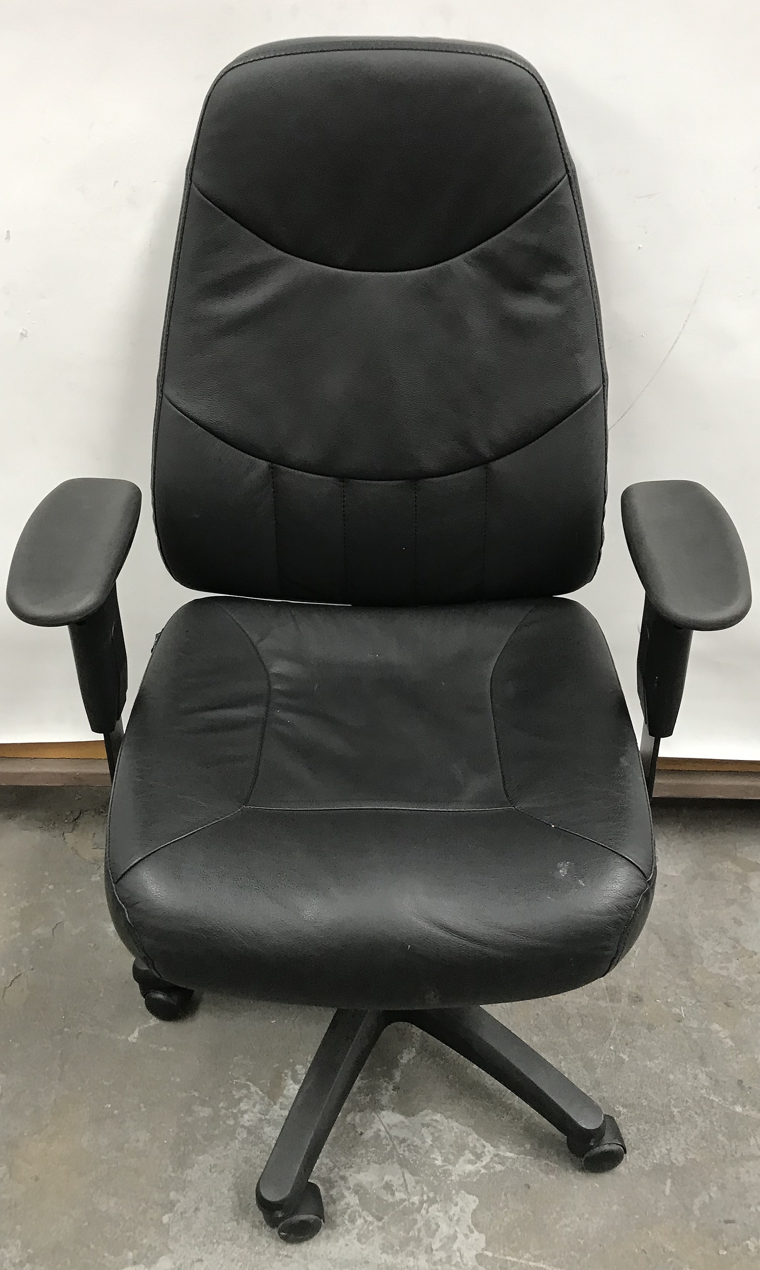 Style Black Faux Leather Office - Lot 1148233 | ALLBIDS