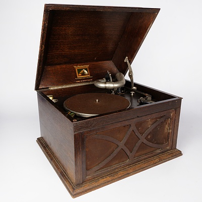 Vintage Oak Cased HMV Gramophone