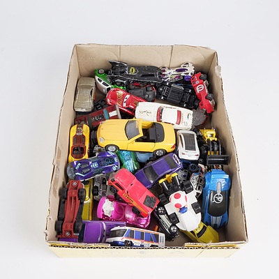 Collection of Toy Cars, Various Brands Including Matchbox