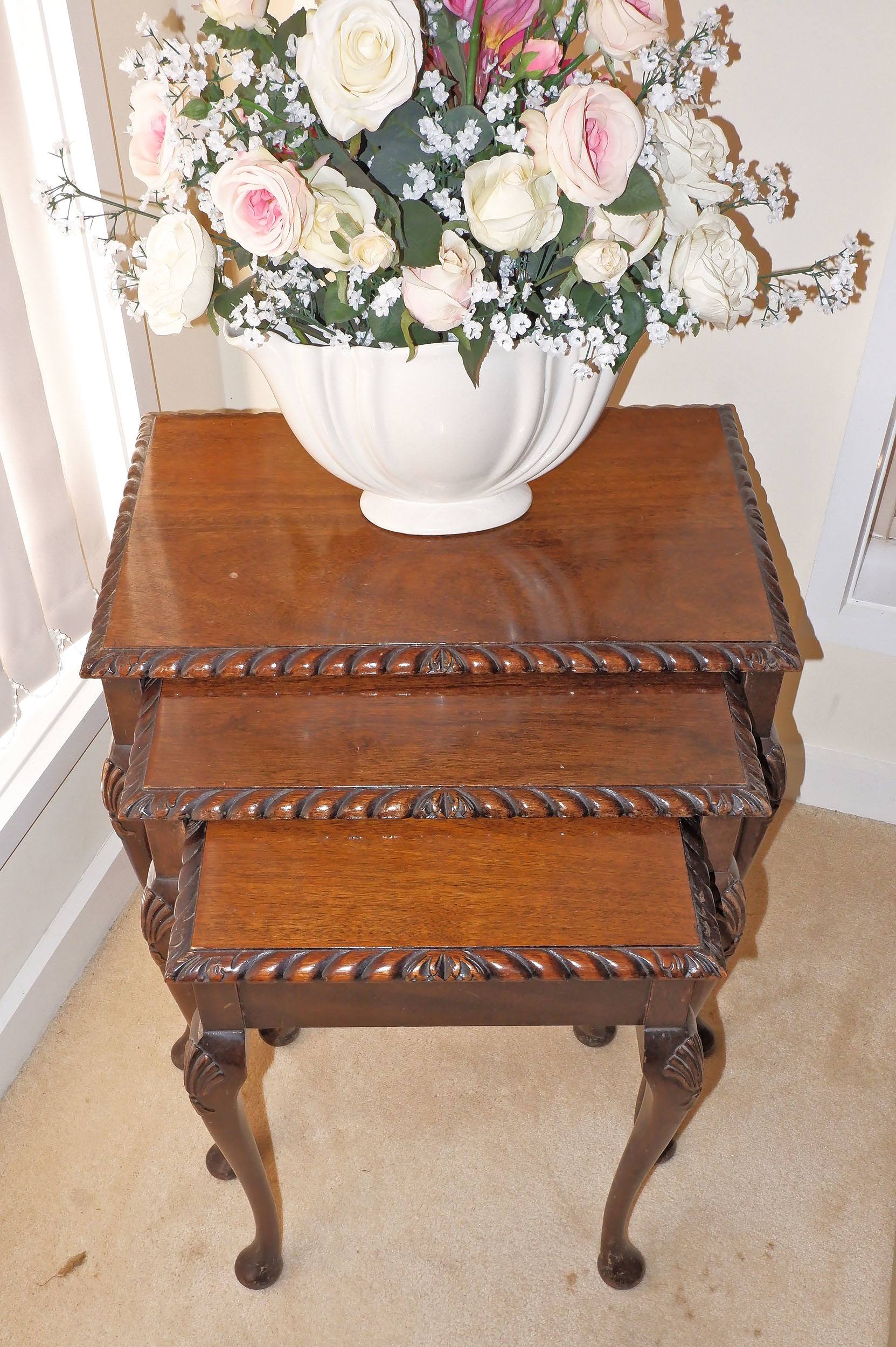 Vintage Carved Wood Nesting Tables Lot 1148795 ALLBIDS