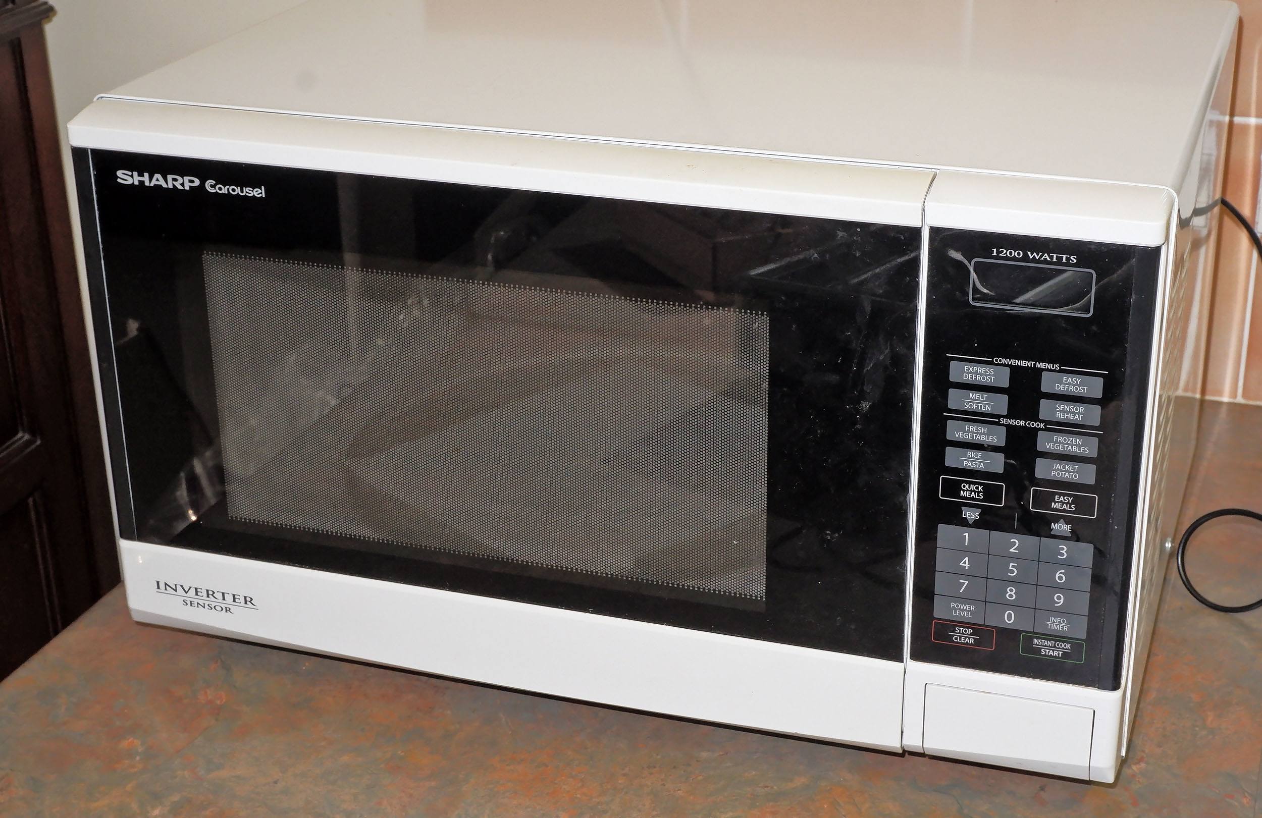 Sharp Carousel 1200 Watt Microwave Lot 1148830 ALLBIDS