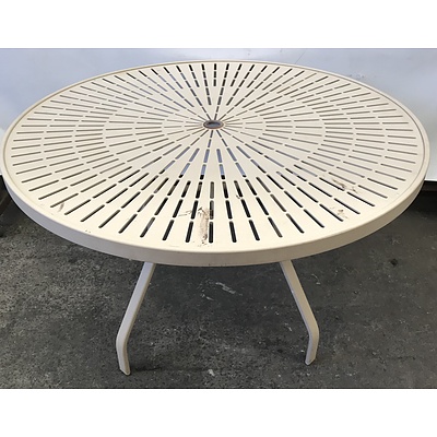 Circular Outdoor Table