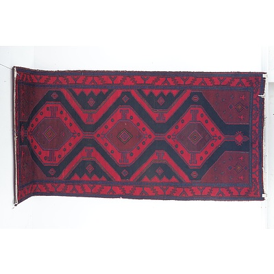 Persian Hamadan  Hand Knotted Wool Pile Rug