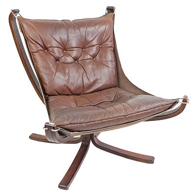 Low Back Sigurd Ressell Laminated Ply and Tan Leather 'Falcon' Chair Circa 1970