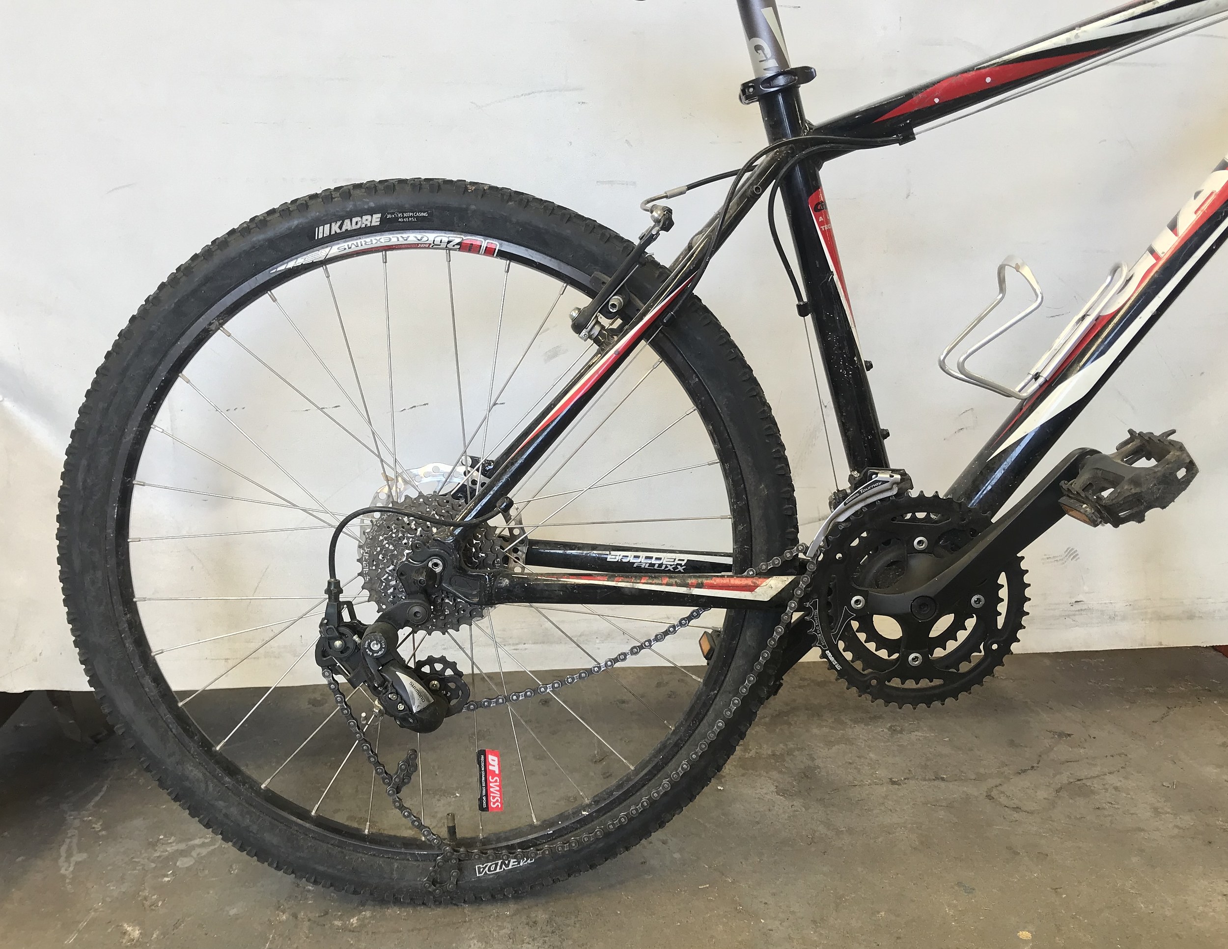 giant boulder se women's mountain bike