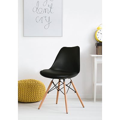 Eames Chair - Black Set of 4