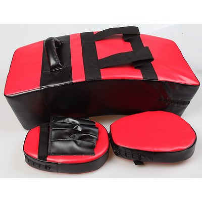 Kicking Boxing Sparring Shield & Punching Pad Mitts Combo - RRP $154.95 - Brand New