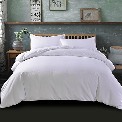 Queen Size Classic Quilt Cover Set - White - Brand New - Free Shipping
