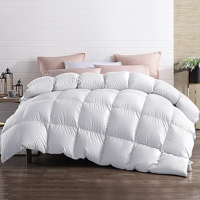 King Size Goose Down Quilt - Brand New - Free Shipping