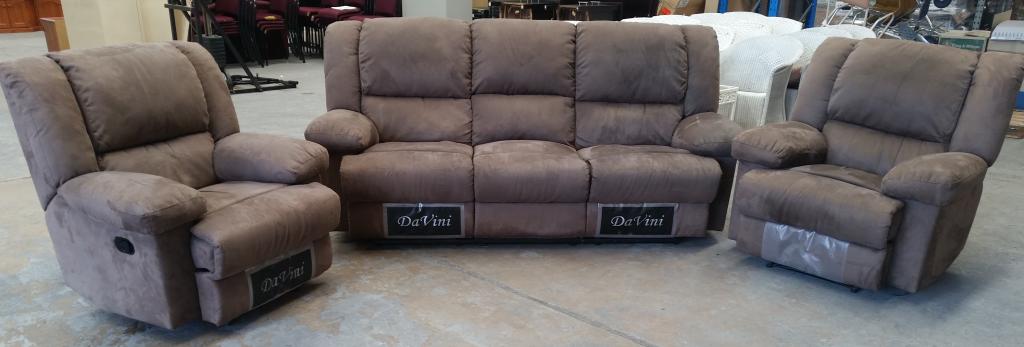 Davini Micro Suede Piece Lounge Lot 707807 ALLBIDS